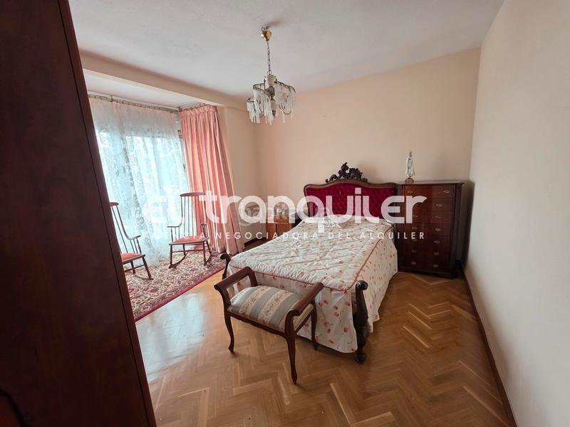 Foto d4463655-3af7-41ba-a8cc-67aab0f1f652. Alquiler piso calle mario cabré, n 19, planta 7, puerta c en Madrid