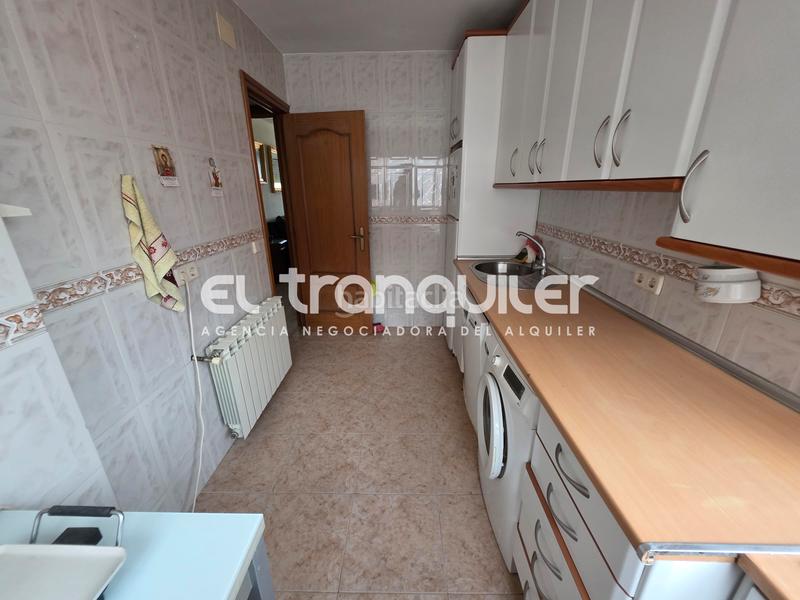 Foto 02c90c82-3224-4f83-9af0-b4a0ae2a5678. Rent flat in Marroquina Madrid