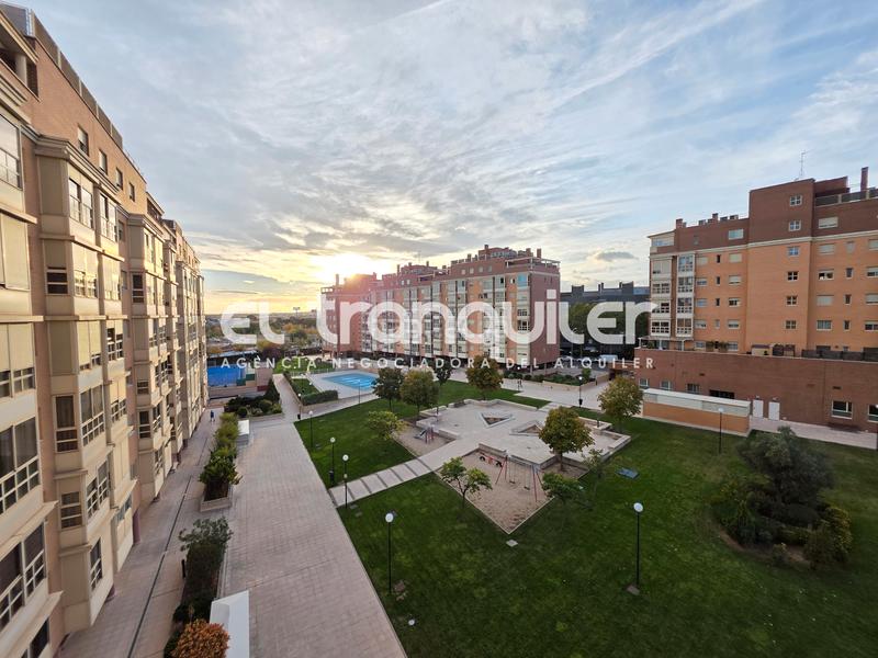 Foto adeceaf2-3763-4775-a0af-a3d1c6fb9081. Affitto appartamento con parcheggio piscina in PAU de Carabanchel Madrid