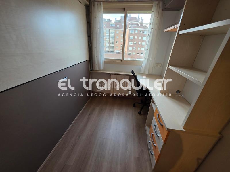 Foto d587d6f7-fc63-4183-a588-cf2e8dcf7a05. Rent flat with parking pool in PAU de Carabanchel Madrid