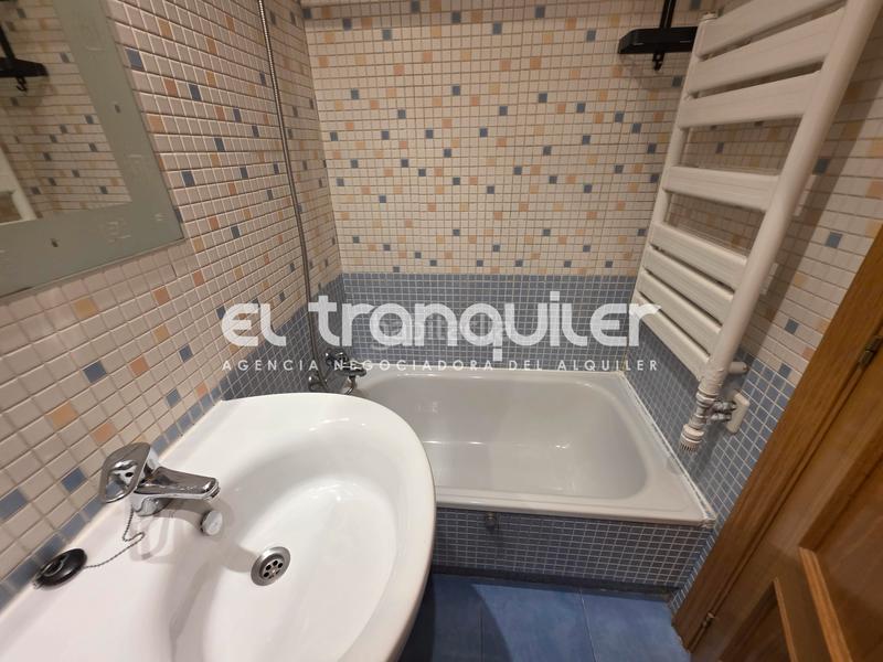 Foto f5ecb16b-be48-4706-98ba-aa34109f077d. Rent flat with parking pool in PAU de Carabanchel Madrid