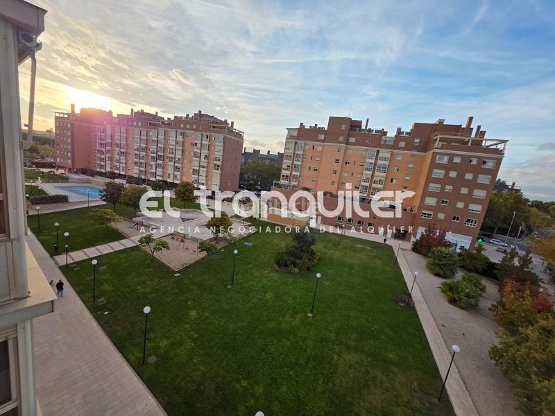 Foto fb37a2bc-9090-4fa2-95a9-cc4e4289755b. Rent flat with parking pool in PAU de Carabanchel Madrid