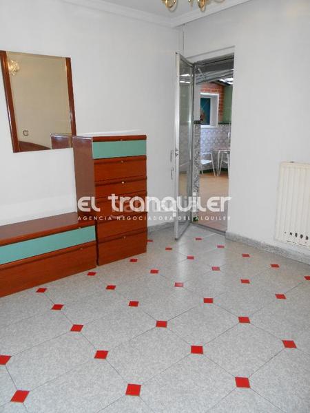 Foto 0f45b3bd-06ca-45ef-b725-4d9b549de31d. Flat with parking in Palomeras Sureste Madrid