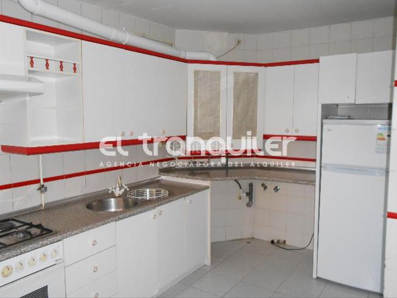 Foto 769ca26d-4c2c-4db8-bf59-f4b84d47a75a. Flat with parking in Palomeras Sureste Madrid