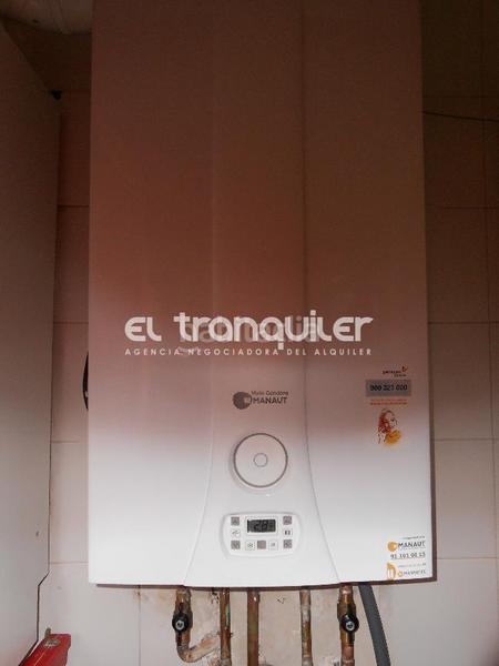 Foto d3685945-80ec-4311-8ada-2b0e905d4b39. Flat with parking in Palomeras Sureste Madrid