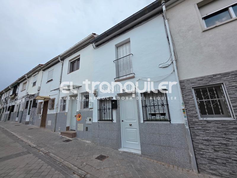 Foto 964287db-fcf0-46d1-9935-8779a2149ded. Rent semi detached house in Simancas Madrid