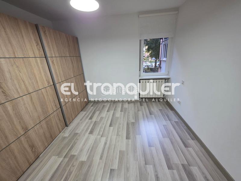 Foto 918d8124-d42d-418b-9ba5-86855265bc35. Alquiler piso calle navalmoral de la mata, n 15, planta 1, puerta c en Madrid