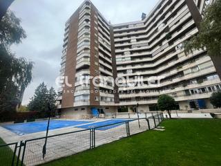 Location Appartement  Calle pedro rico. Calle pedro rico, n 27, por.esc. 3, planta 3, puerta b