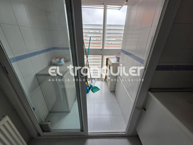 Foto 61a80161-4ac7-4e33-8cdb-fd21fa8c3e74. Affitto appartamento con parcheggio piscina in Valdebernardo-Valderribas Madrid