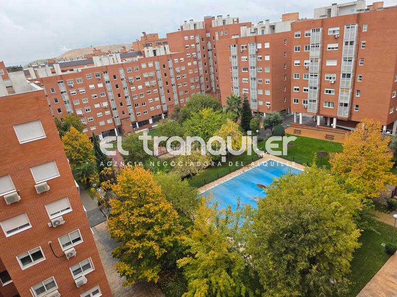 Foto cce00646-a794-4d85-8056-bbd199561392. Affitto appartamento con parcheggio piscina in Valdebernardo-Valderribas Madrid