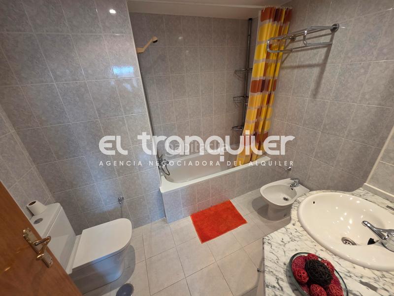 Foto 3ec3e80d-93f5-44c0-8dde-4263609b2a43. Alquiler piso calle molino viejo, n 14, por.esc. s, planta 7, puerta a en Madrid