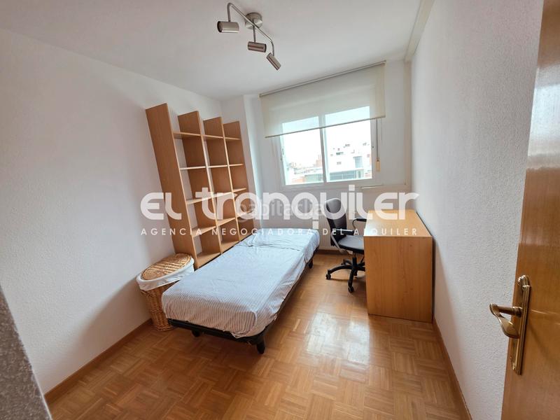 Foto f78cd56d-a472-498a-9df4-8e577b01daa3. Alquiler piso calle molino viejo, n 14, por.esc. s, planta 7, puerta a en Madrid