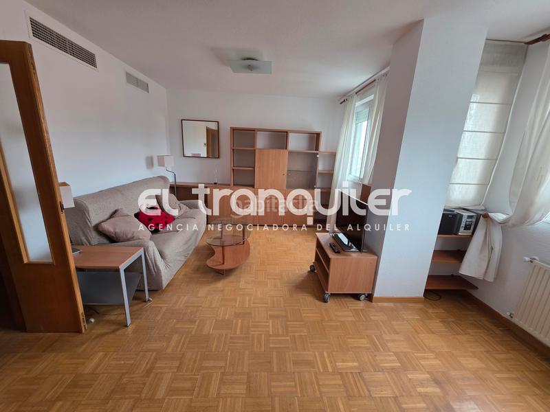 Foto 26983729-fb65-44c2-9f62-064b14ab52f1. Lloguer pis amb aparcament piscina a Valdebernardo-Valderribas Madrid