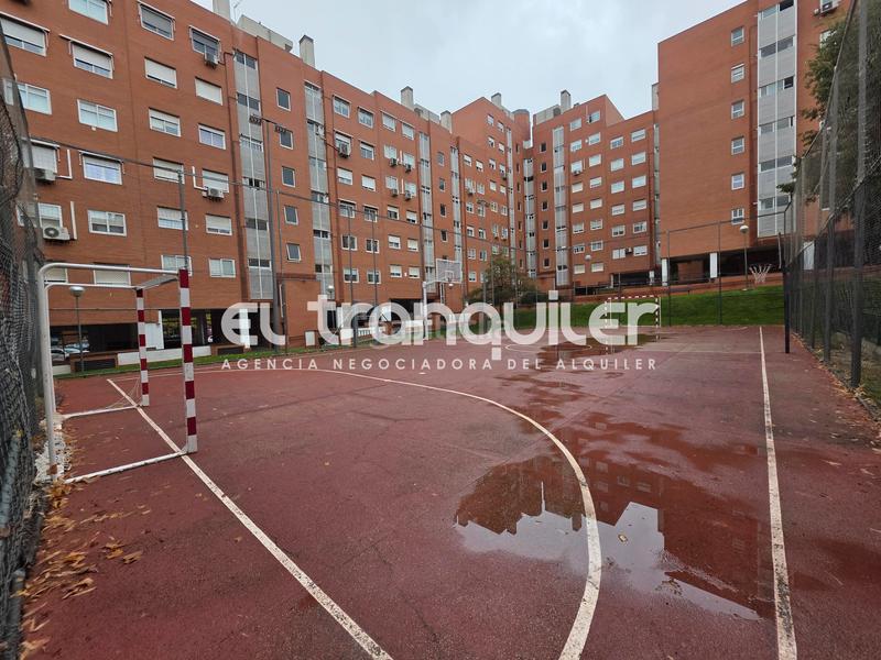 Foto 32fa42b9-e758-4b34-97c6-b2c7ebec631e. Location appartement avec parking piscine dans Valdebernardo-Valderribas Madrid