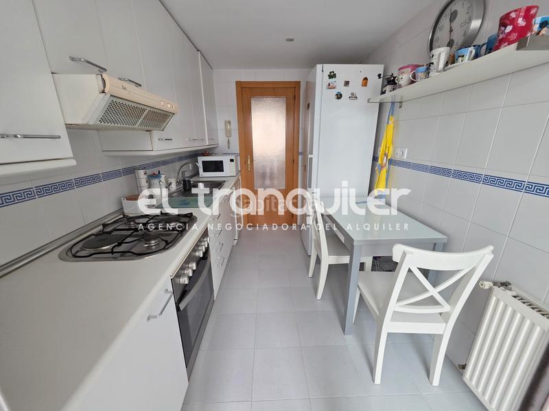 Foto 35af22a9-9614-47d2-9c34-cf9f9802410a. Location appartement avec parking piscine dans Valdebernardo-Valderribas Madrid