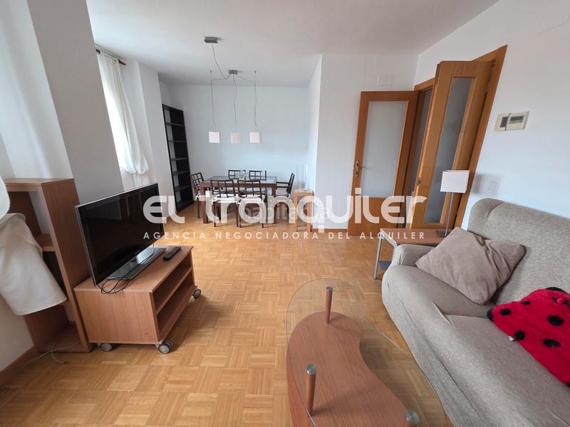 Foto 969197e5-6b14-402a-b02e-d5d9426430c7. Location appartement avec parking piscine dans Valdebernardo-Valderribas Madrid