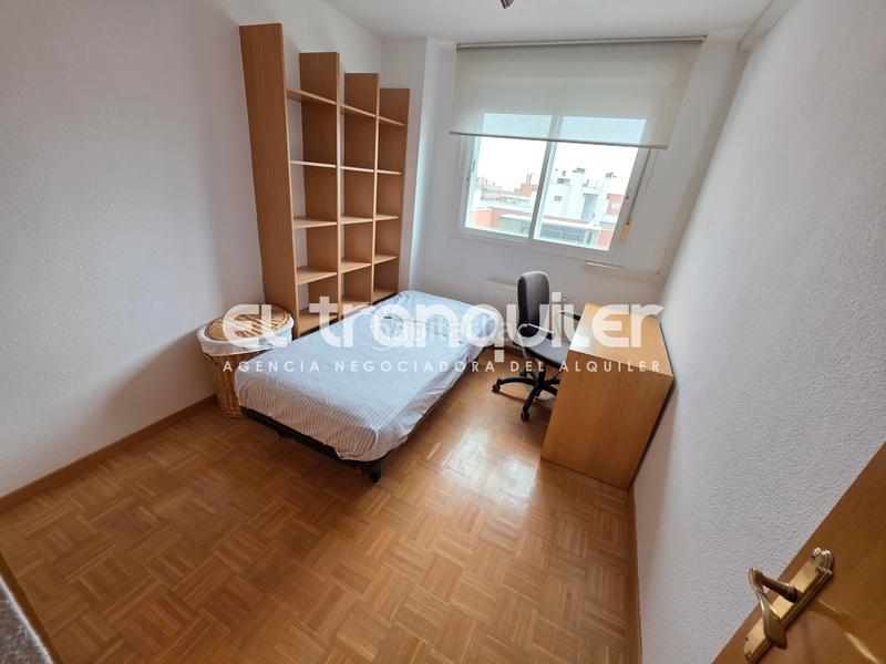 Foto 9bbd022d-ee3c-4db8-90da-c24f0e0ff520. Location appartement avec parking piscine dans Valdebernardo-Valderribas Madrid