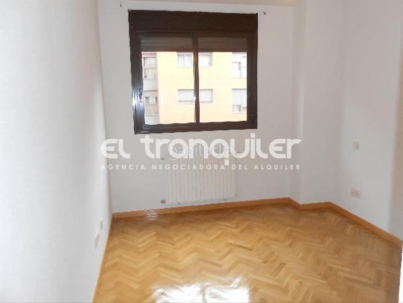 Foto 19442549-60aa-4fe9-a178-67c083b10aa7. Miete etagenwohnung mit parking pool in Las Tablas Madrid