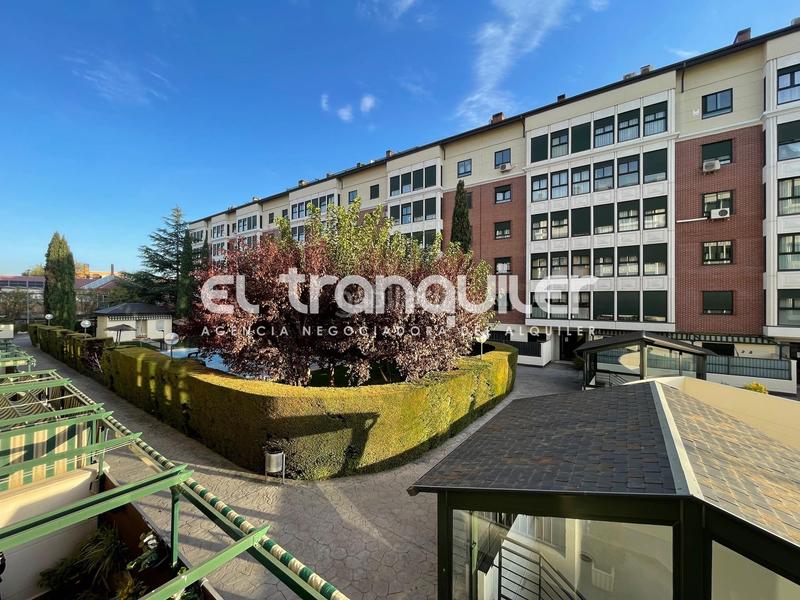 Foto 3470dc0e-65a3-46a2-ba1e-4679c0e346be. Location appartement avec piscine dans Centro Torrejón de Ardoz