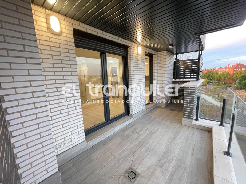 Foto ba3c6c86-e24e-4eb0-b099-4d082a4d3840. Affitto appartamento con parcheggio piscina in Espartales Alcalá de Henares