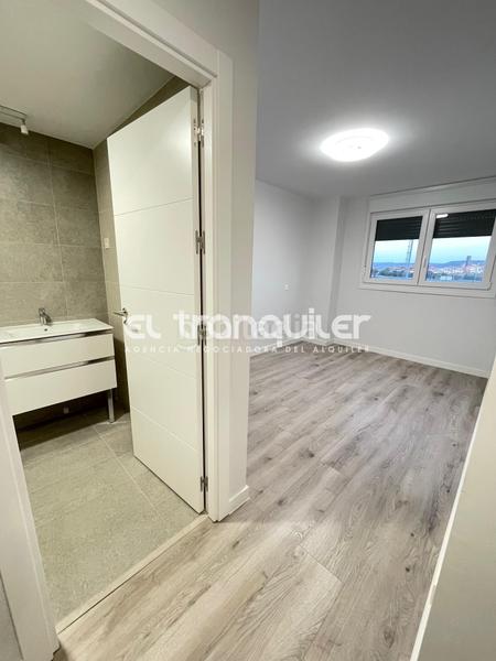 Foto f3dd23d9-8463-43a4-86f9-c8ee936d4989. Rent flat with parking pool in Espartales Alcalá de Henares