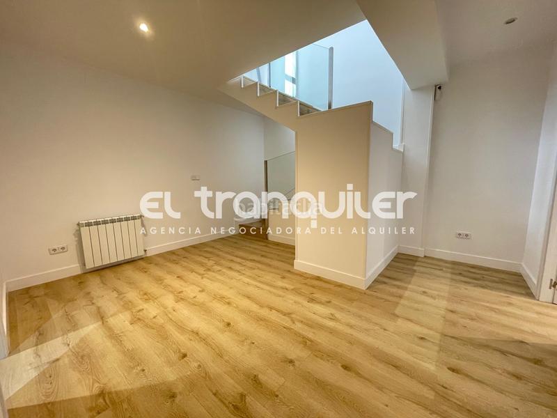 Foto 3f1678d9-8345-4e68-8e4b-50f7eee0dc3c. Alquiler dúplex calle aceuchal, n 14, bajo, puerta izq en Madrid