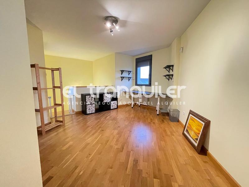 Foto b9ce473b-dc53-415d-b21b-0ab176952fa8. Affitto casa a schiera con parcheggio piscina in Hospital Valdemoro