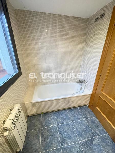 Foto ea5f7c6a-e6e6-45d0-838d-4bbfa9a76784. Lloguer casa adossada amb aparcament piscina a Hospital Valdemoro