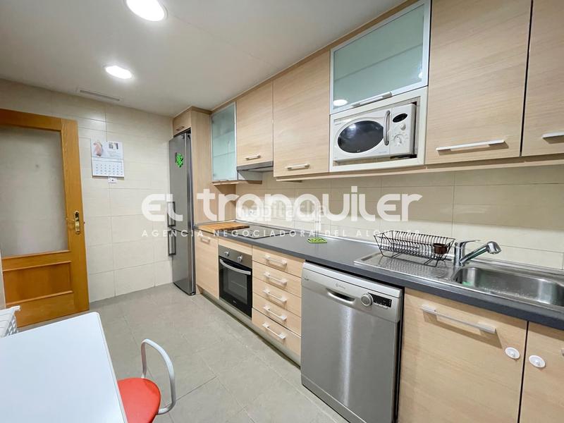 Foto b7982815-dab0-42b0-9be2-b09d67aafbeb. Miete reihenhaus mit parking pool in Hospital Valdemoro