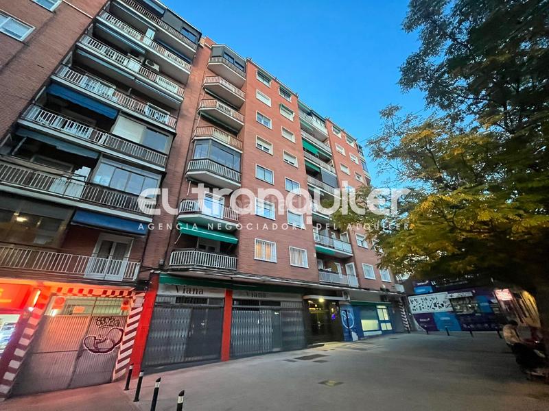 Foto ca0e92e7-0743-47d2-9219-996f0428b140. Affitto appartamento con parcheggio in Valdeacederas Madrid
