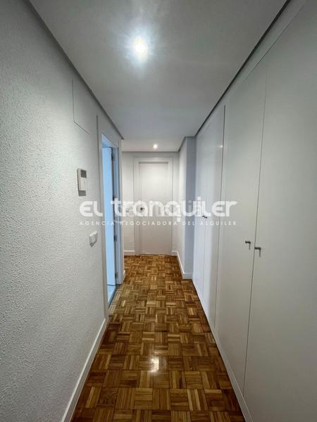 Foto 3bfa10f9-3299-44bf-bae1-21e7d922f235. Location appartement avec parking dans Valdeacederas Madrid