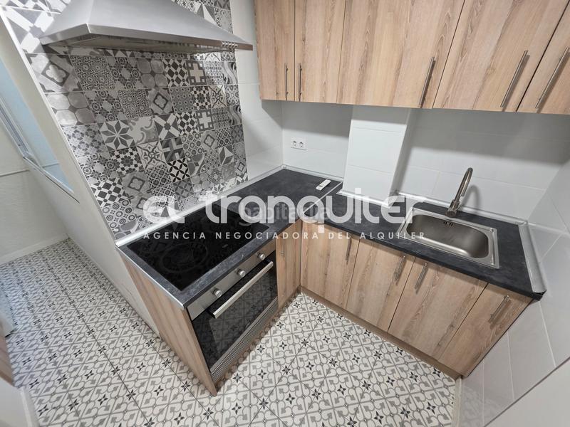 Foto dd13e9f0-cb4c-4030-9078-467248069ebd. Alquiler piso calle camarena, n 328, planta 1, puerta 2 en Madrid