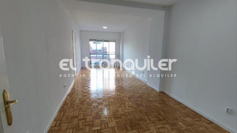 Foto 88345fa5-b68a-4c66-90fb-caa14bc3de13. Miete etagenwohnung mit pool in Delicias Madrid