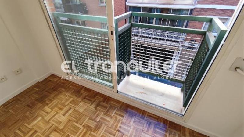 Foto d3664582-c83a-4f59-b301-a13805a9659f. Miete etagenwohnung mit pool in Delicias Madrid