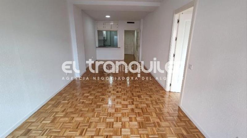 Foto 6fe3e928-aa2f-484f-aae6-1296eea2dceb. Rent flat with pool in Delicias Madrid