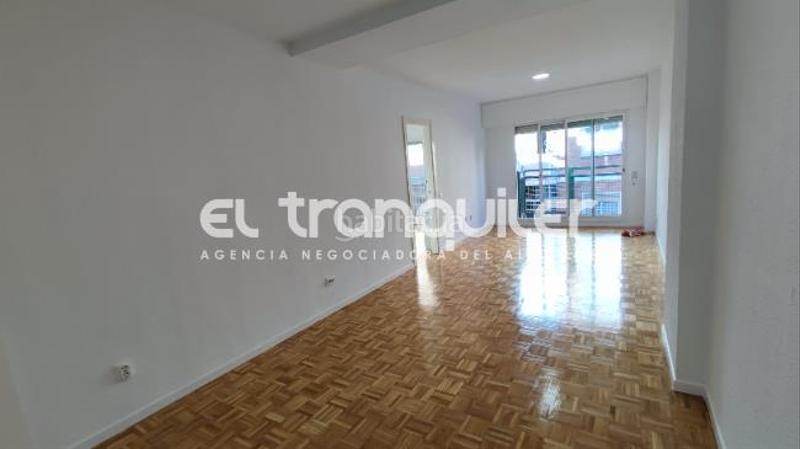 Foto ca9637e5-3505-416d-af68-2e8465ba601e. Rent flat with pool in Delicias Madrid