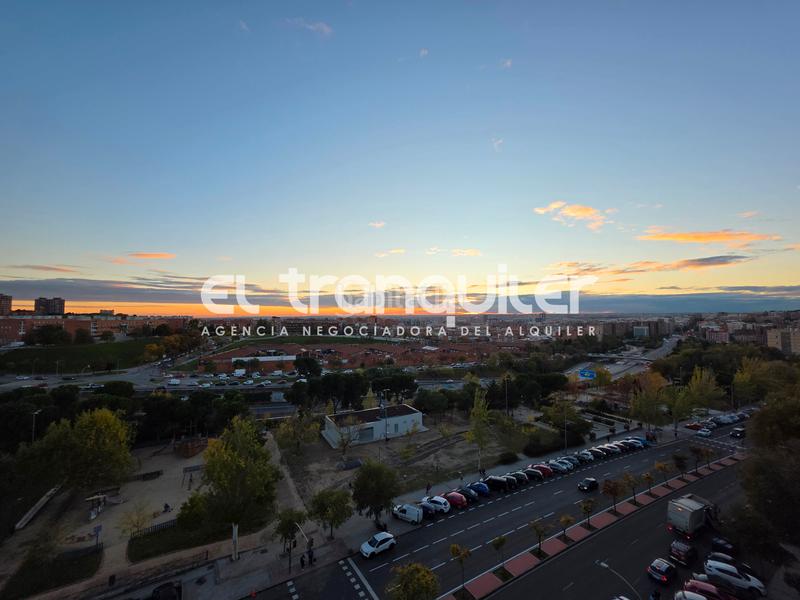 Foto 4220f5bc-d1f1-4d33-8d6e-b905723244db. Alquiler piso avenida moratalaz, n 101, planta 8 en Madrid