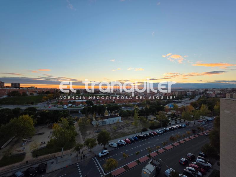 Foto cd5f0d21-4639-4298-95f4-72dbad397a83. Alquiler piso avenida moratalaz, n 101, planta 8 en Madrid