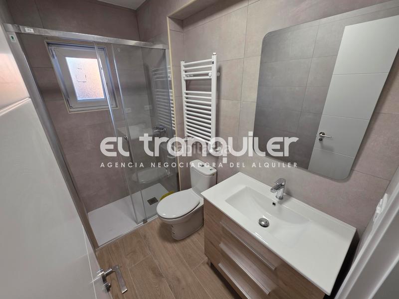 Foto f558982f-dac0-45c0-9792-695491b1ca21. Miete etagenwohnung in Media Legua Madrid