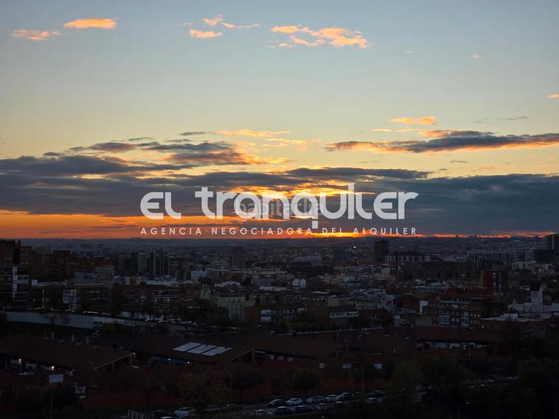 Foto aaec09e7-d4bb-419e-a72e-0c47b4ad02c8. Rent flat in Media Legua Madrid