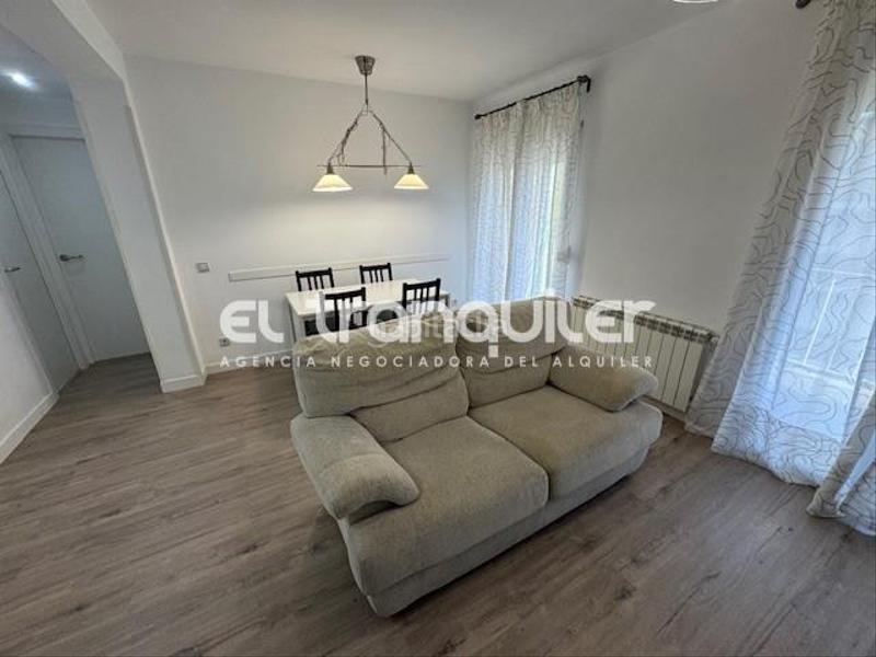Foto eaf79da5-b85e-4772-a994-4bbd0a18b8df. Location appartement dans Aluche Madrid