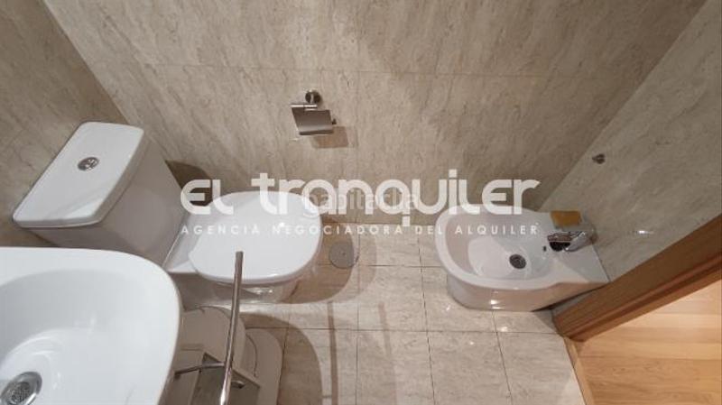 Foto 34ce6fc7-6990-44f0-913c-2d2398e30a79. Location appartement avec parking piscine dans Palomeras Sureste Madrid