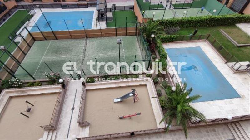 Foto 359dbb53-6095-40c3-ab18-b1d9c0cd72a0. Location appartement avec parking piscine dans Palomeras Sureste Madrid