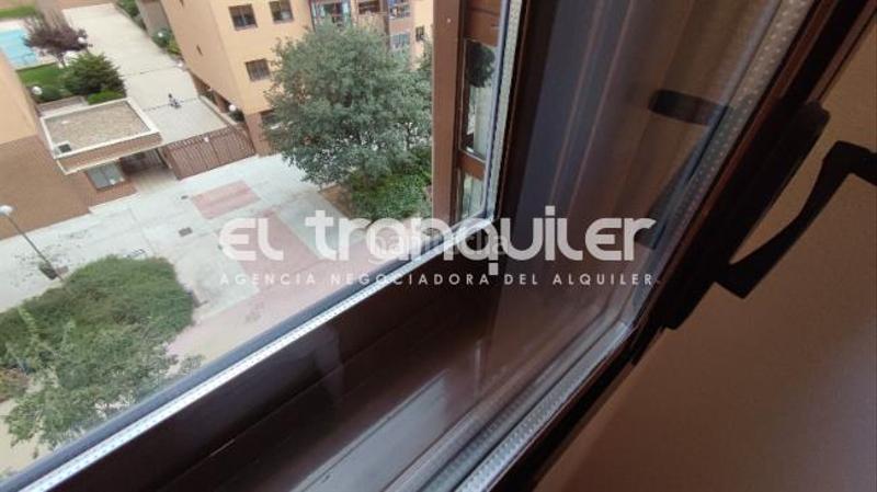 Foto b0890e1c-44f6-466f-a0d6-5f2d1671253c. Rent flat with parking pool in Palomeras Sureste Madrid