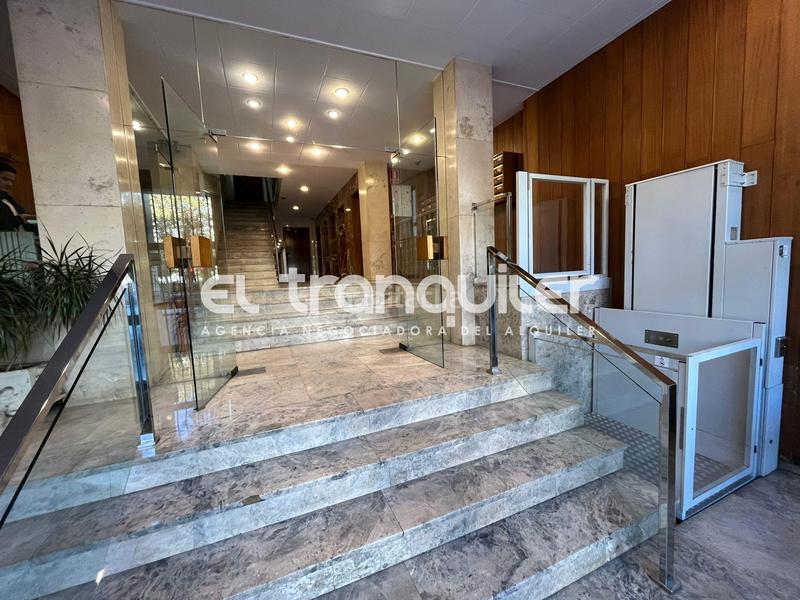 Foto e6c2db9a-0827-4e8c-93b2-75965bb990ac. Alquiler piso calle general peron, n 6, bajo en Cuatro Caminos - Azca Madrid