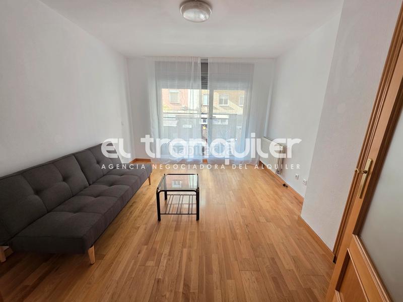 Foto e61cb425-c2b6-47ad-8c37-a86db7d7a3ed. Miete etagenwohnung mit pool in Guindalera Madrid