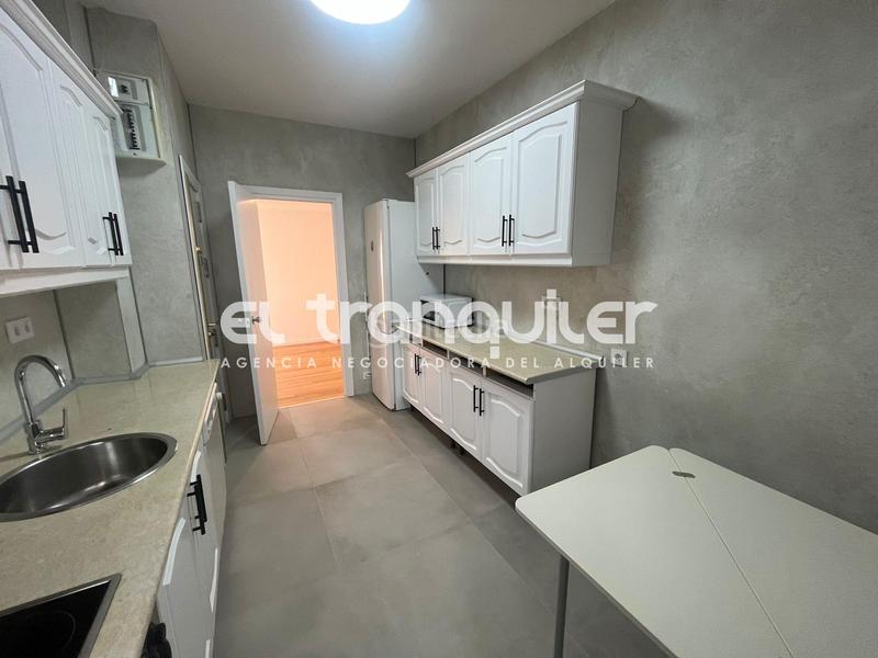 Foto 24aac6dc-3d71-4b63-a310-2d00a1c925c2. Alquiler piso avenida reina victoria, n 56, planta 8, puerta a en Madrid