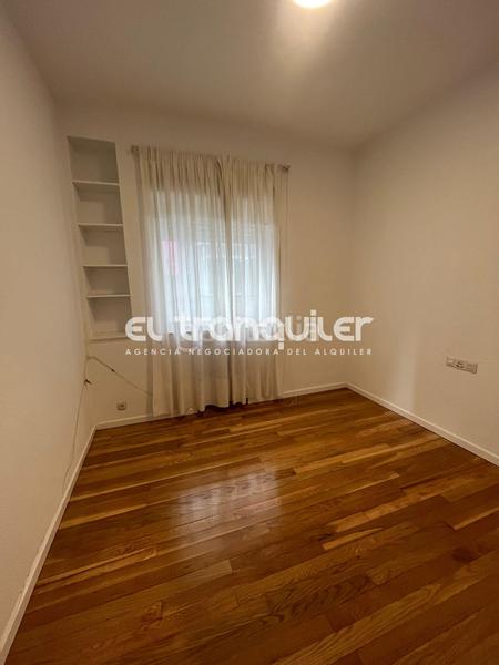 Foto 7661b6e1-ce46-4bbd-b77e-5985fc5da956. Location appartement avec parking dans Ciudad Universitaria Madrid