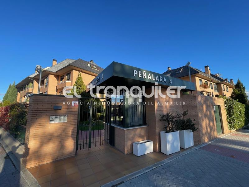 Foto fe6e04fd-40f3-4b17-a638-9c241f098cc3. Rent flat with parking pool in Norte Pozuelo de Alarcón