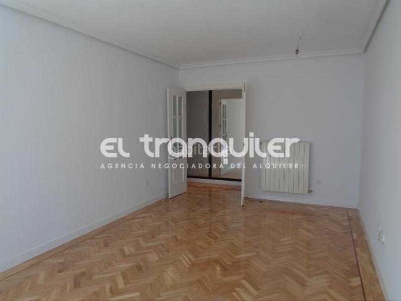 Foto 00aef51f-d614-4baa-9c49-0c5df3922bb9. Affitto appartamento con piscina in Timón Madrid